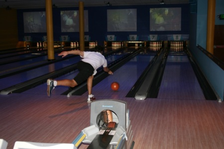 Sir bowling style