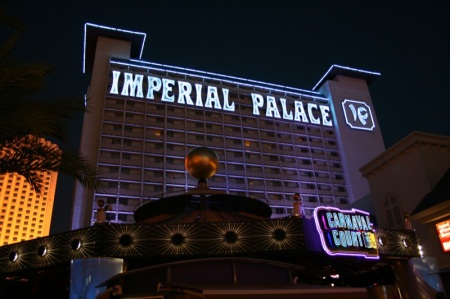 Il nostro hotel-casino-night club-bar-pub...
